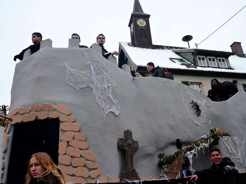 Die Lsbbe Pfaffenweiler verwandelten sich in Draculas.