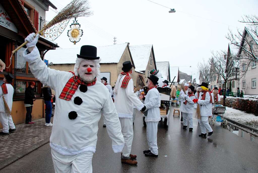 Die Schneemnner vom Gesangverein Sponeck Jechtingen waren am Montag in ihrem Element.