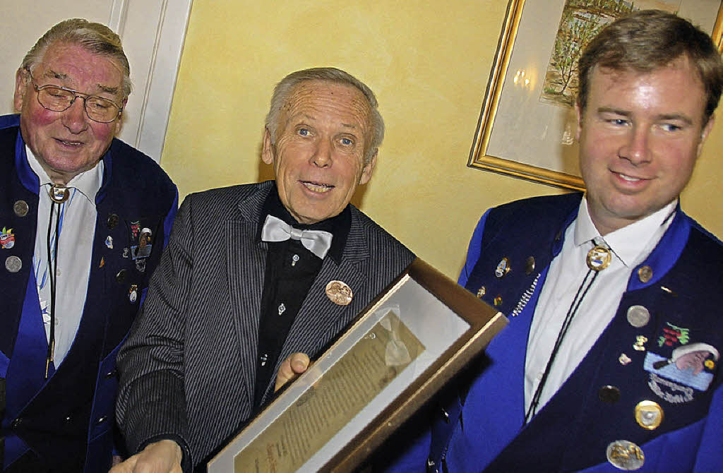 FuchsOrden geht an Heinz Kasper Weil am Rhein Badische Zeitung