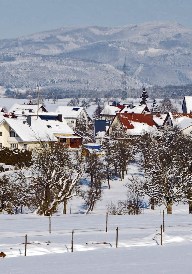 Typisch Dinkelberg:  Blick auf Adelhausen im  Winter   | Foto: Petra Wunderle