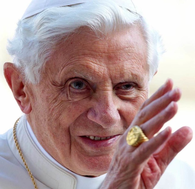 Der lteste Papst seit mehr als 100  Jahren: Benedikt XVI.  | Foto: dpa