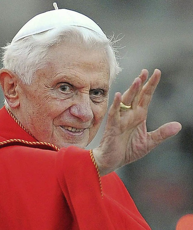 Sagt Adieu: Papst Benedikt XVI.   | Foto: dpa