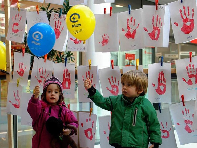 Auf der ganzen Welt sammeln Kinder und...h von Kindern als Soldaten zu stoppen.  | Foto: privat