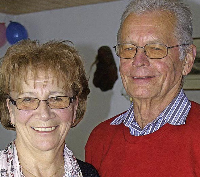 50 Jahre verheiratet sind  Lydia und Peter Kster   | Foto: Werner Probst