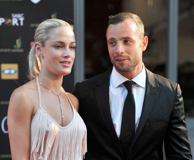 Oscar Pistorius und seine Freundin Reeva Steenkamp  | Foto: AFP