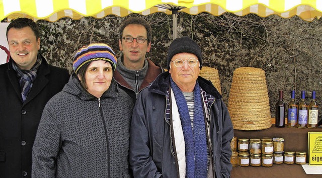 Auf dem Weg: Brgermeister Adrian Schm...urger Wochenmarkt an der Haspelgasse.   | Foto: Michael Gottstein