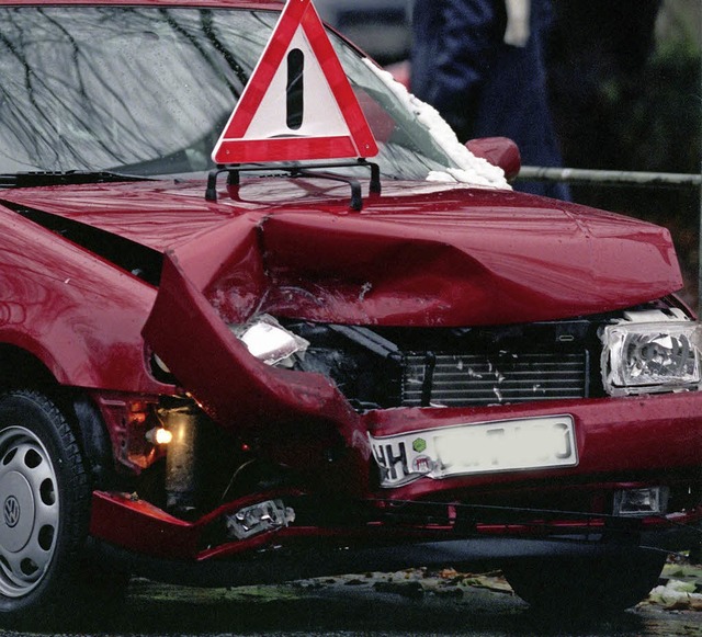 Wenn es auf dem Weg von der Arbeit nac...Fahrer hat zu tief ins Glas geschaut.   | Foto: dpa