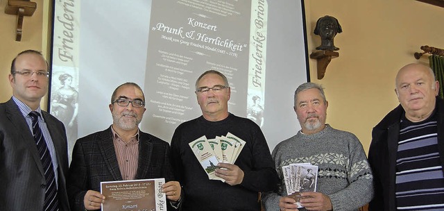 Die interkommunale Arbeitsgruppe berei...rg), Gerard Menet und  Hans Spengler.   | Foto: hagen  spth