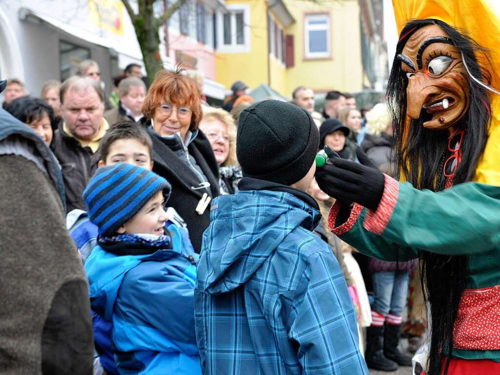 Auch nach Aschermittwoch sind die Narren (noch) los – und sorgen zum Beispiel in Sulzburg fr beste Stimmung.