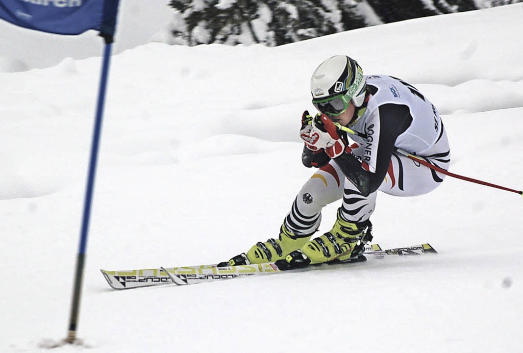 Rasant: Urs Rotkamm vom SC Waldshut fu...enwasen im Riesenslalom auf Rang zwei.  | Foto: junkel
