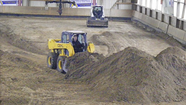 Etwa 150 Kubikmeter Boden wurden aus d...le des Reitclub Emmendingen gefahren.   | Foto: Verein