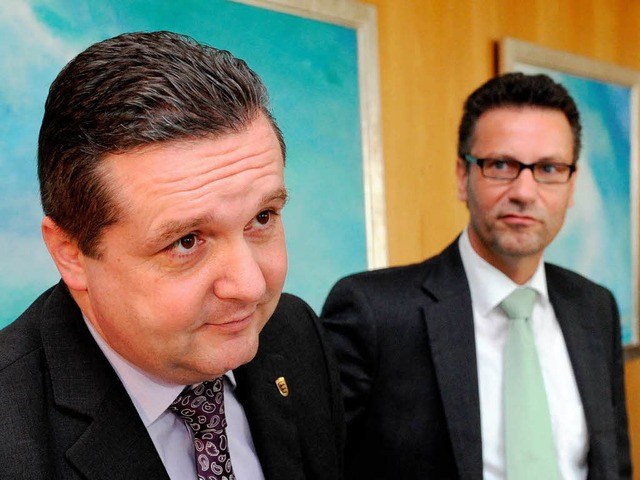 Ex-Ministerprsident Stefan Mappus (links) und CDU-Fraktionschef Peter Hauk.  | Foto: dpa