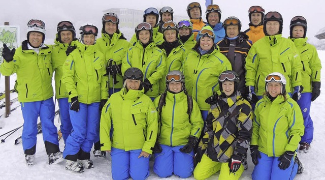 Skikurse helfen, sich auf den Brettern...en mit ihren Kursen auf dem Feldberg.   | Foto: verein