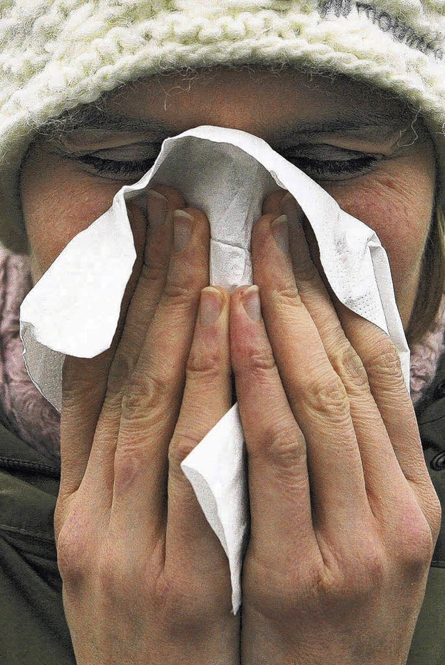 Hatschi! Die Grippewelle geht um. Sie ...gar Unternehmensfhrungen schachmatt.   | Foto: DPA/DAPD