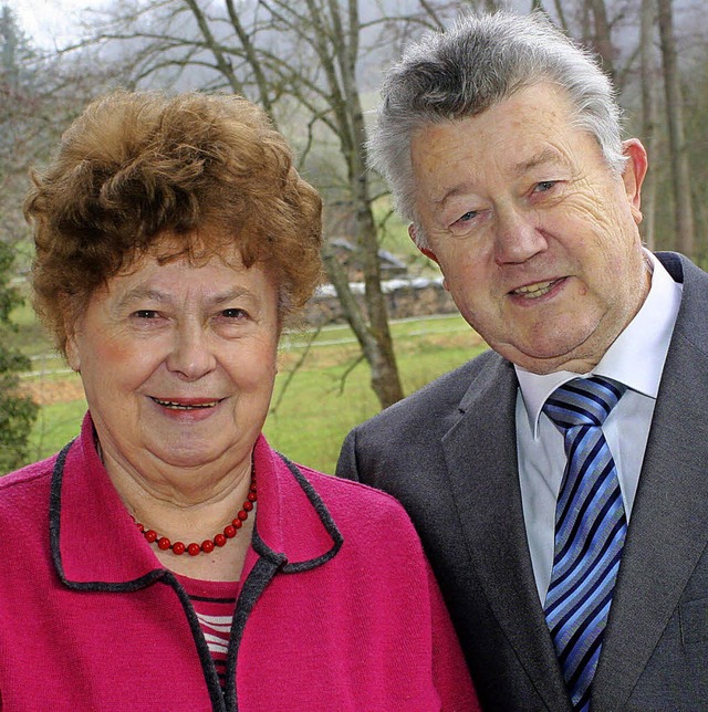 60 Jahre verheiratet sind Liane und Manfred Raschinsky.  | Foto: Cremer