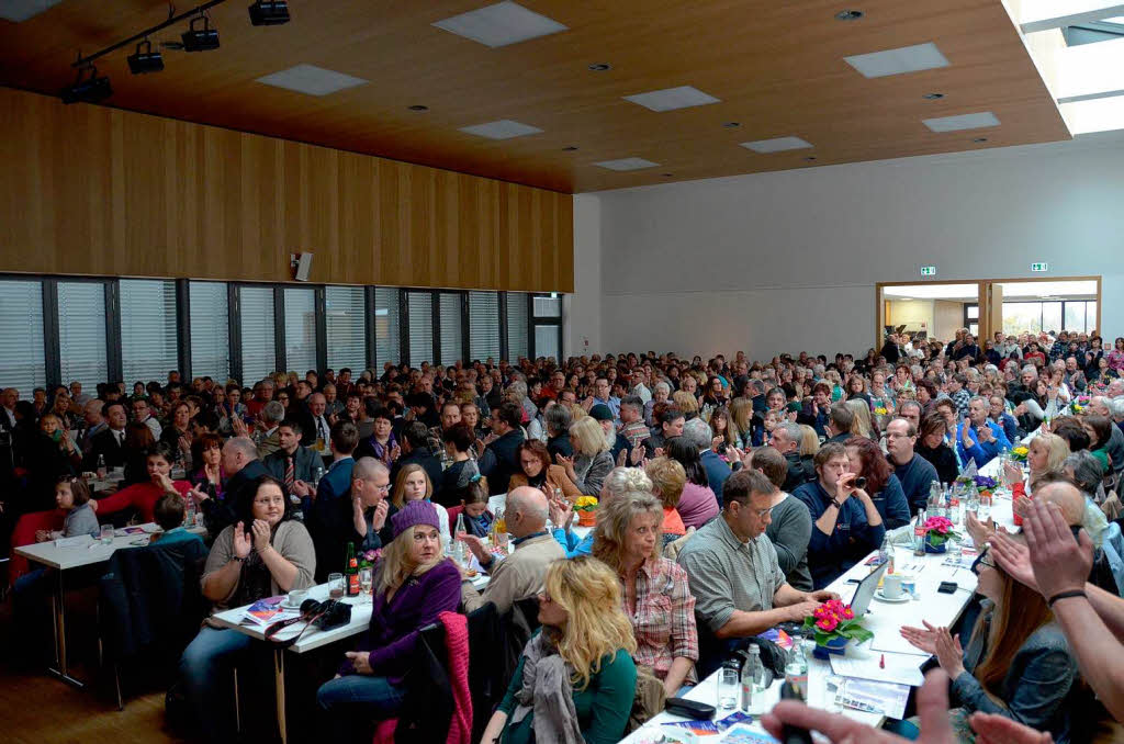 Blick in das gut gefllte Brgerhaus