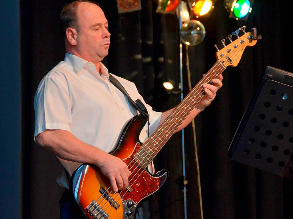 Die Heugarten-Band - hier mit Helmut Berblinger am Bass