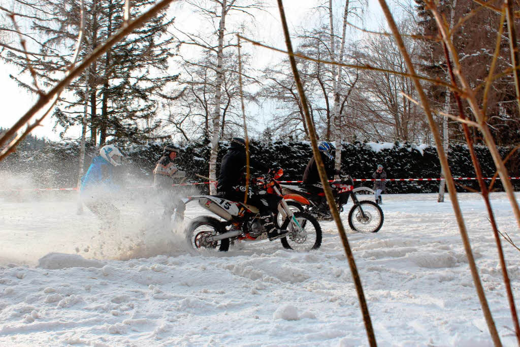 Der Reiz beim Skijring ist nicht nur die Kombination zwischen Fahrer und Skifahrer.