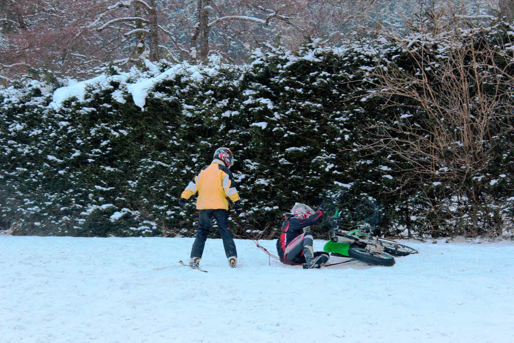 Auch solche Szenen sah man nicht selten am Sonntag beim Skijring.