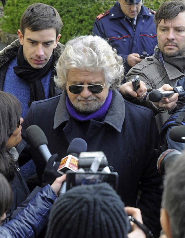 Der Komiker Beppe Grillo hat in seiner...s dem Stand brenstark abgeschnitten.   | Foto: dpa
