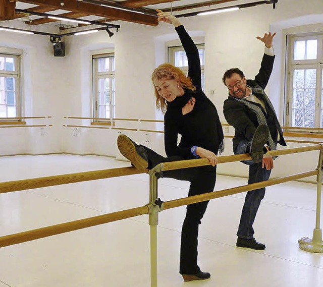 Kulturchef Simon Moser bt sich im Bal...er in der klassischen Bewegungskunst.   | Foto: Kulturbro