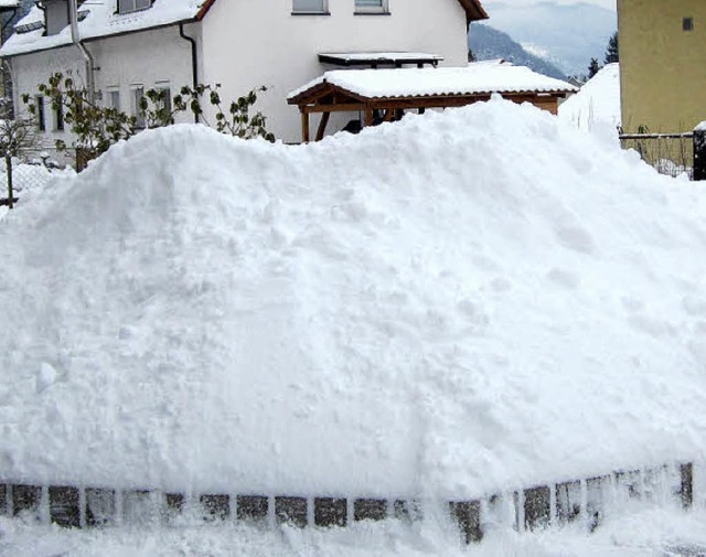 Einen Haufen Schnee brachte der Winter Schwrstadt.  | Foto: Helmut Kohler
