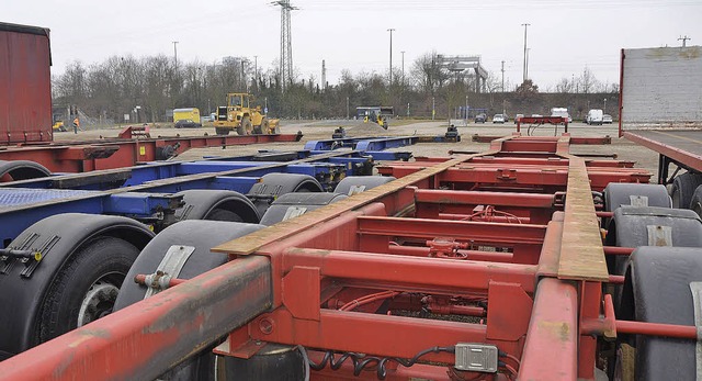 Als Abstellplatz fr Lastwagen wird de...im Dreilndergarten gerne angemietet.   | Foto: SENF