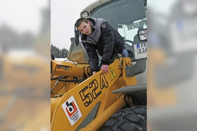 Ausbildungsberuf Baugertefhrer: Baggern gehrt fr Marcel Dietrich zum Geschft