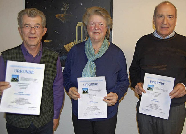 Vom Kirchenchor Eichsel-Adelhausen gee...), Elsbeth Oeschger und Hans Strobel.   | Foto: Manfred Risch