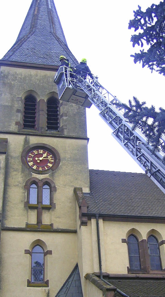 Die Eschbacher Kirche St. Agnes muss r...he zu sehen, die Ende 2012 stattfand.   | Foto: archiv: ingeborg grziwa