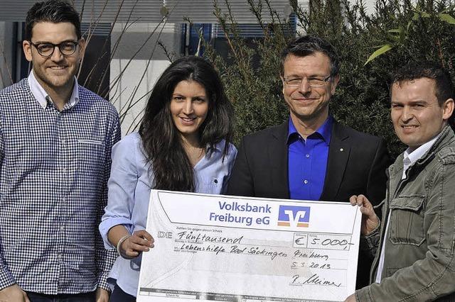 BZ-Leser spenden 5000 Euro fr die Lebenshilfe