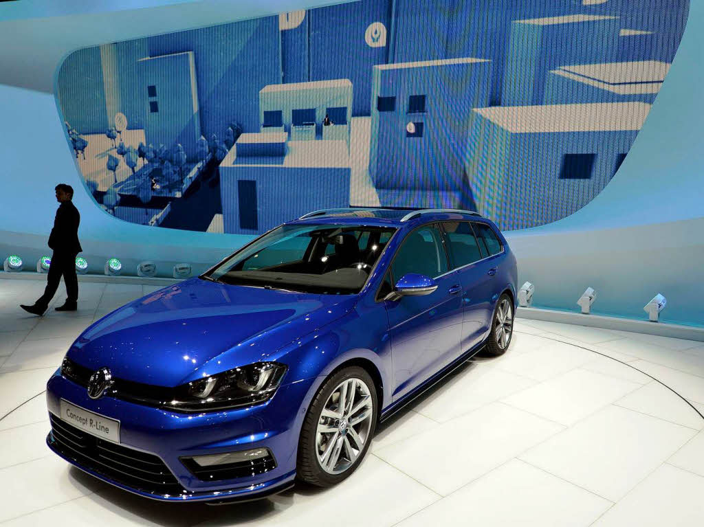 VW zeigt den Golf als Variant,