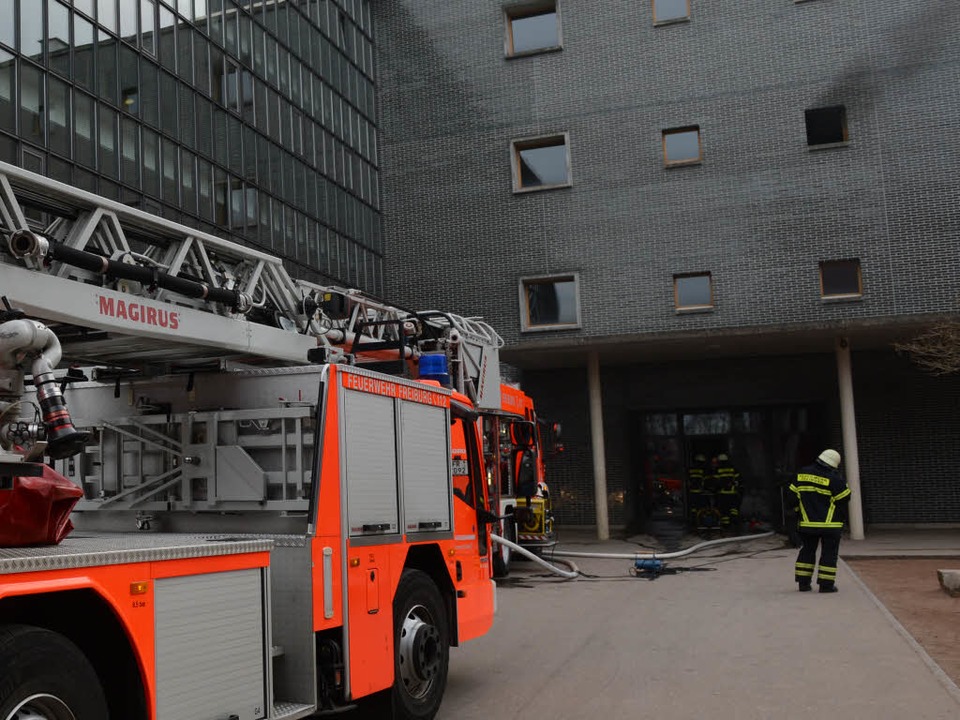 Brand im Kepler-Gymnasium – Schule evakuiert - Freiburg - Badische Zeitung