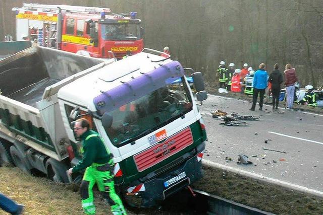 Schwerer Unfall am Mittwochmorgen bei Neuried