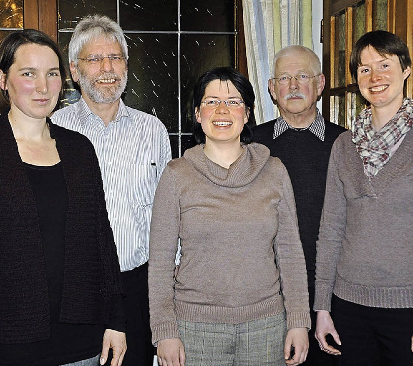 Von links: Tanja Leischner (1. Vorsitz...rer), Stephanie Nett (2. Vorsitzende)   | Foto: Heidemarie Wussler
