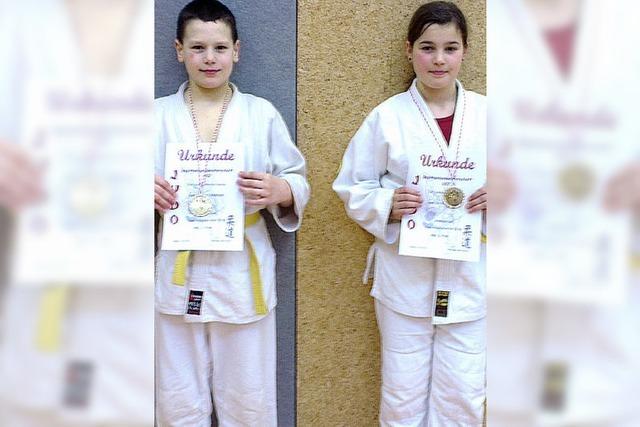 Junge Judokas auf Siegerstrae
