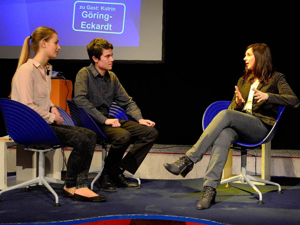 Katrin Gring-Eckardt bei Nachgefragt am Rotteck-Gymnasium in Freiburg.