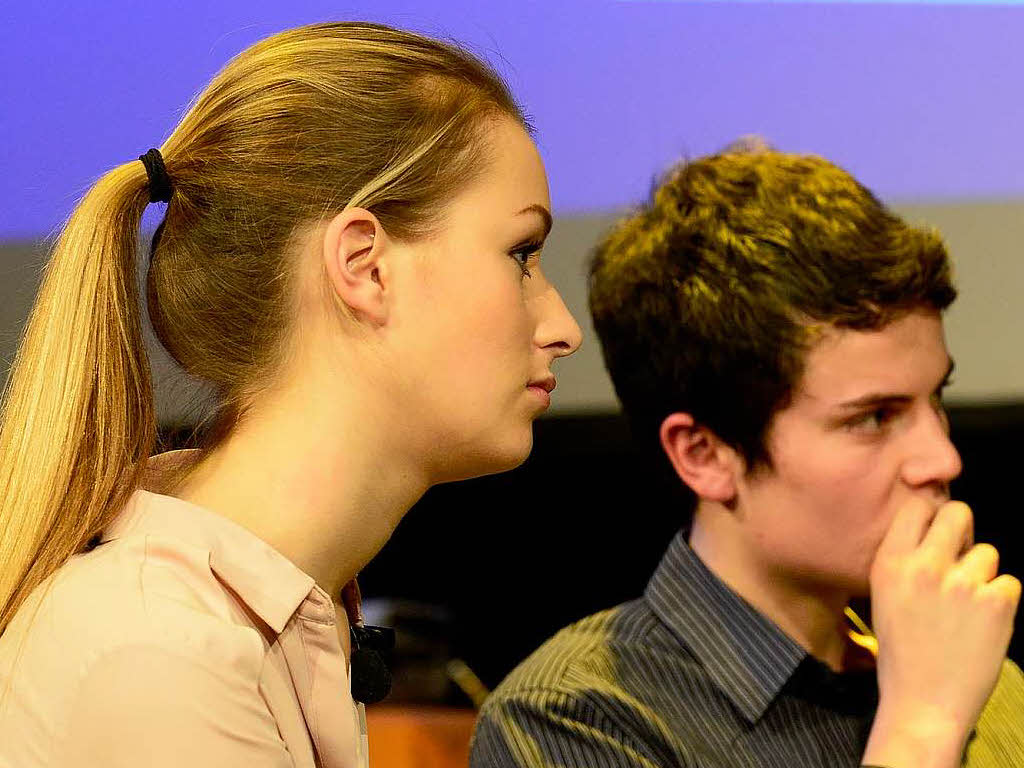 Katrin Gring-Eckardt bei Nachgefragt am Rotteck-Gymnasium in Freiburg.