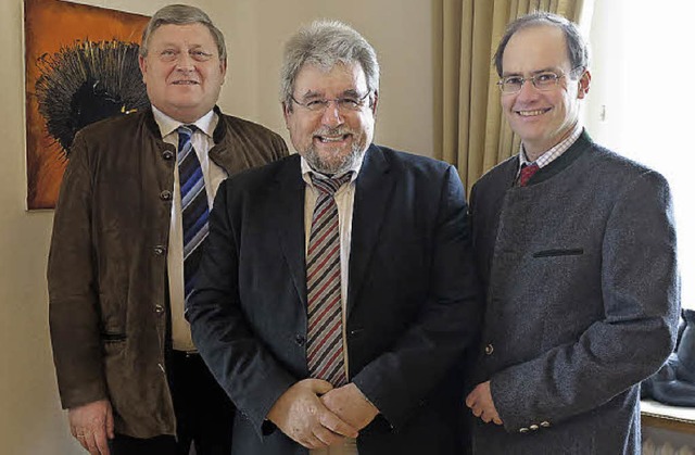 Bernhard Winterhalter (Mitte) wurde al...ndsvorsitzender ist Werner Bundschuh.   | Foto: Dorothee Philipp