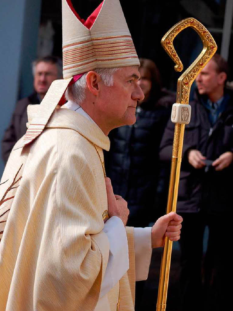 36 Gruppierungen aus Kirche, Politik, Musikvereinen, Trachtengruppen und Missionen bildeten die Fridolinsprozession.