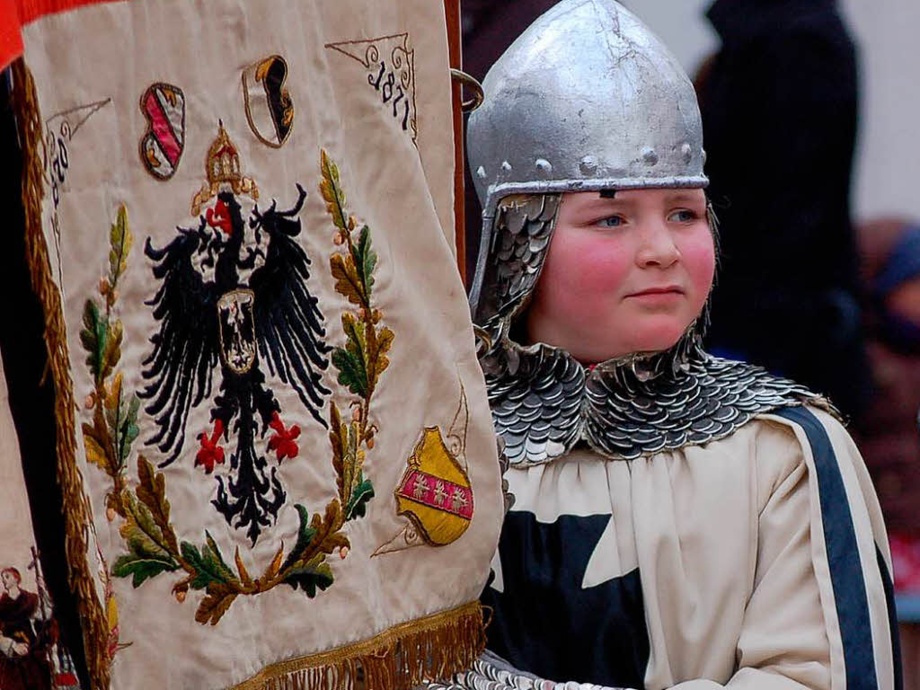 36 Gruppierungen aus Kirche, Politik, Musikvereinen, Trachtengruppen und Missionen bildeten die Fridolinsprozession.