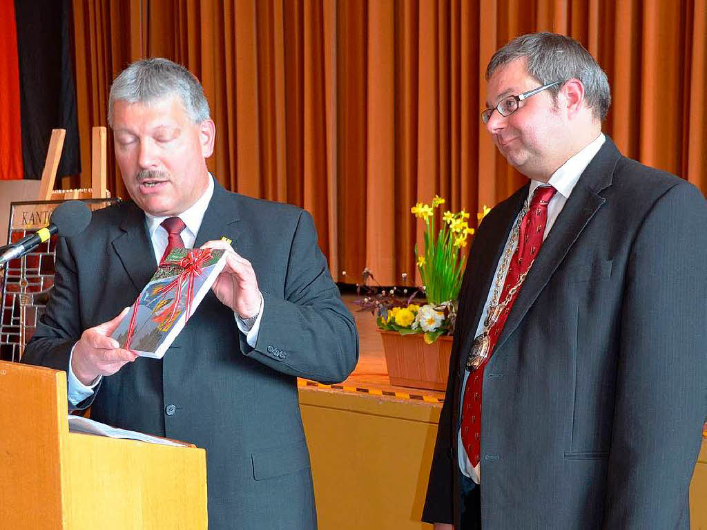 Bruno Galatti aus Nfels, Brgermeister Alexander Guhl