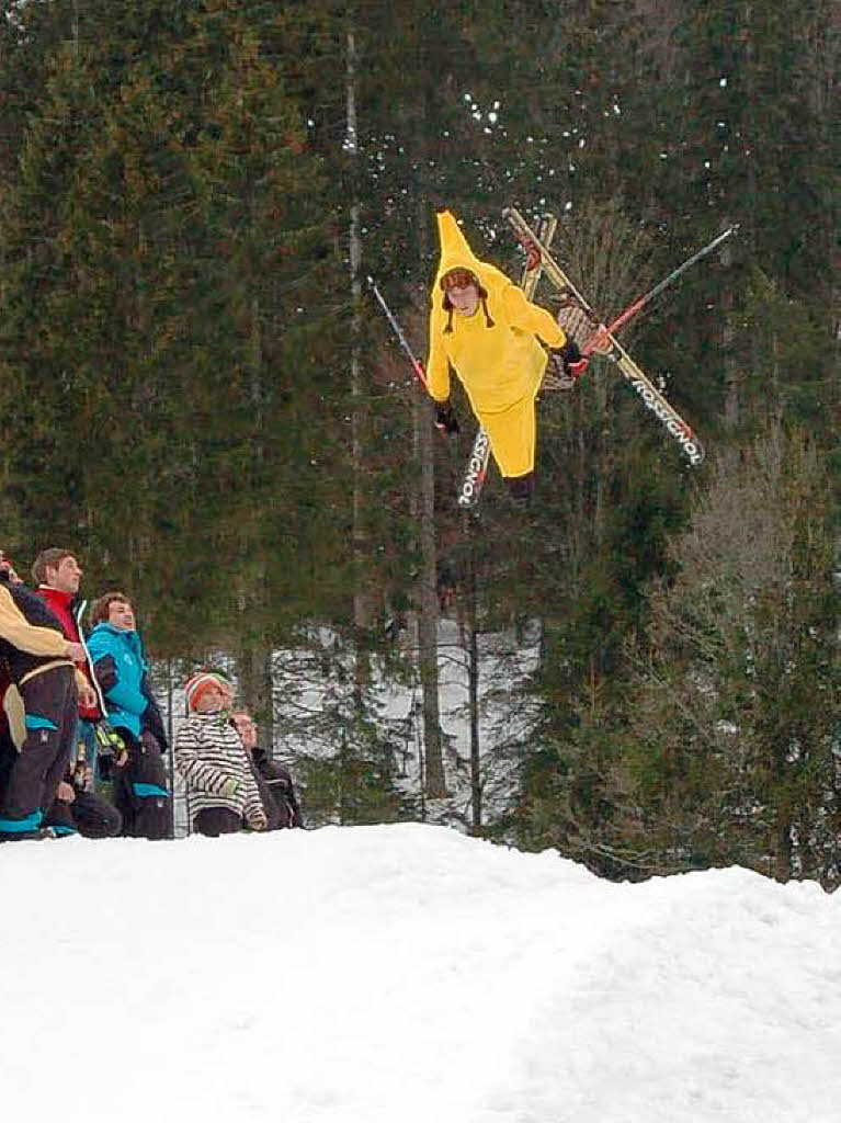 Maxi Wasmer, die „rasende Banane“, die im Übrigen auch noch mit beeindruckenden Salti verblüffte. Maxi Wasmer, die „rasende Banane“, die im Übrigen auch noch mit beeindruckenden Salti verblüffte.