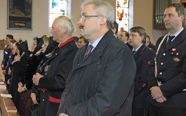 Brgermeister Thomas Kaiser (Mitte), M...en Festgottesdienst zum Fridolinsfest.  | Foto: Cornelia Liebwein