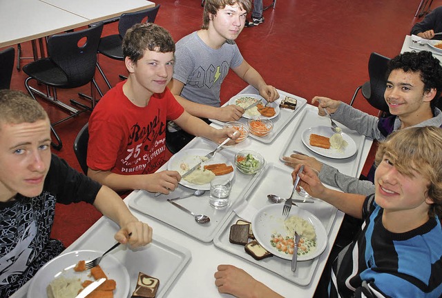 Guten Appetit: Mensaessen in der Schule in Windschlg  | Foto: Gertrude Siefke