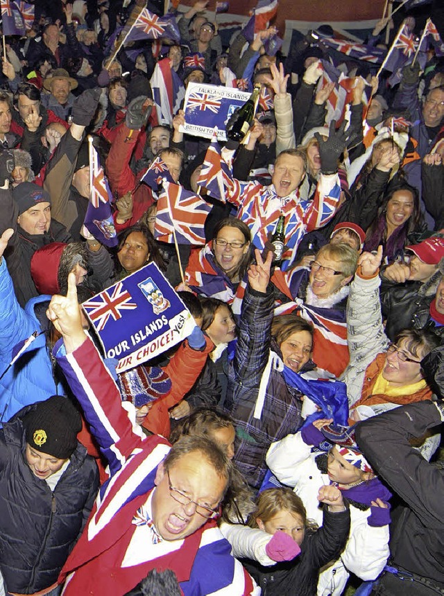 Jubel nach der Abstimmung auf Falkland   | Foto: AFP