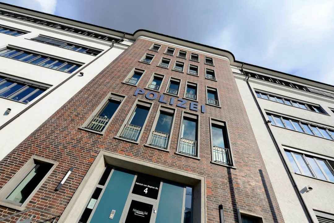 F�nf Polizisten der Polizeidirektion sehen sich schweren Vorw�rfen ausgesetzt.   | Foto: I.Schneider