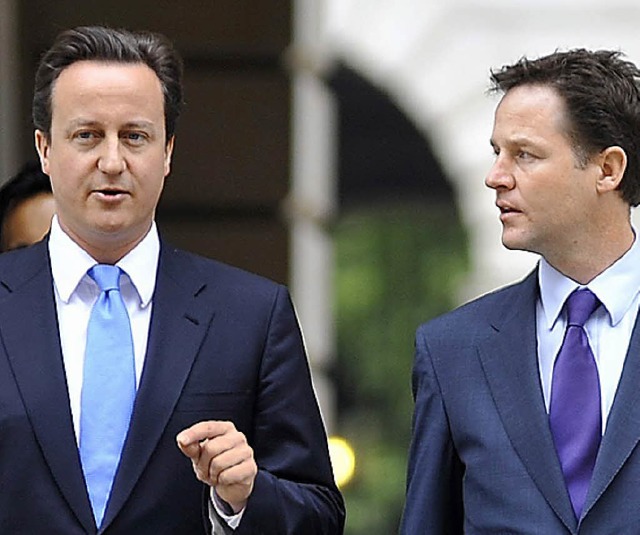 David Cameron (links) und Nick Clegg   | Foto: DPA