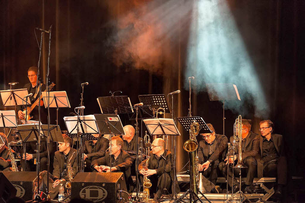 Die Big Band Suprise prsentiert Jazz-, Swing- und Big Band-Klassiker in der Reithalle Offenburg.