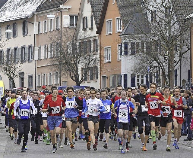 Trotz winterlichen Temperaturen begabe...trecke beim Sulzburger Frhlingslauf.   | Foto: Volker Mnch